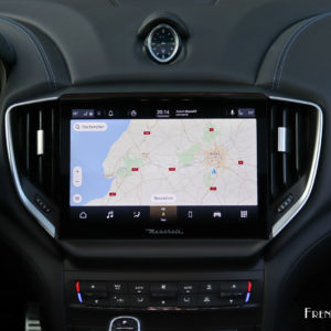 Photo navigation GPS écran tactile Maserati Ghibli Hybrid (2021