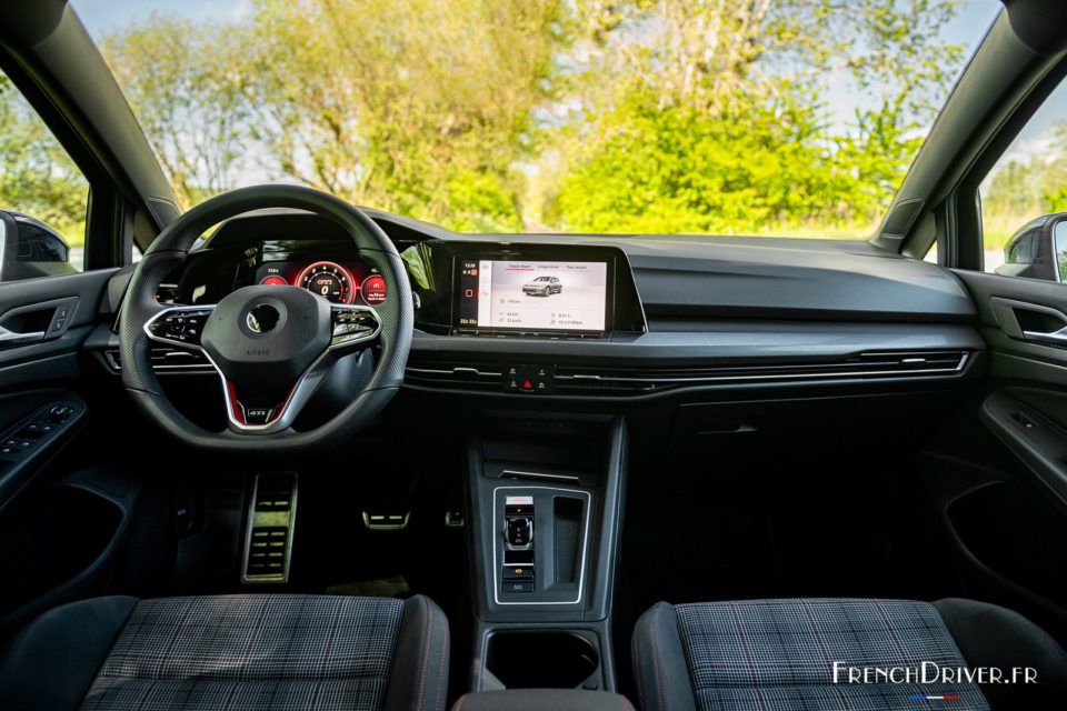 Photo intérieur Volkswagen Golf GTI 245 (2021)