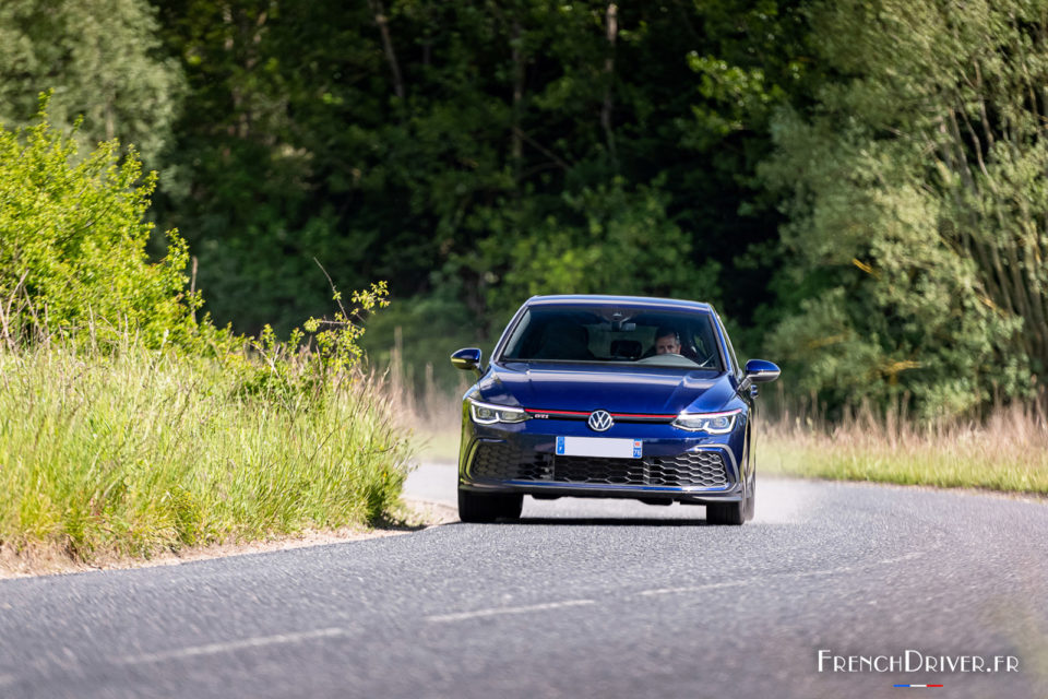 Photo essai route Volkswagen Golf GTI 245 (2021)