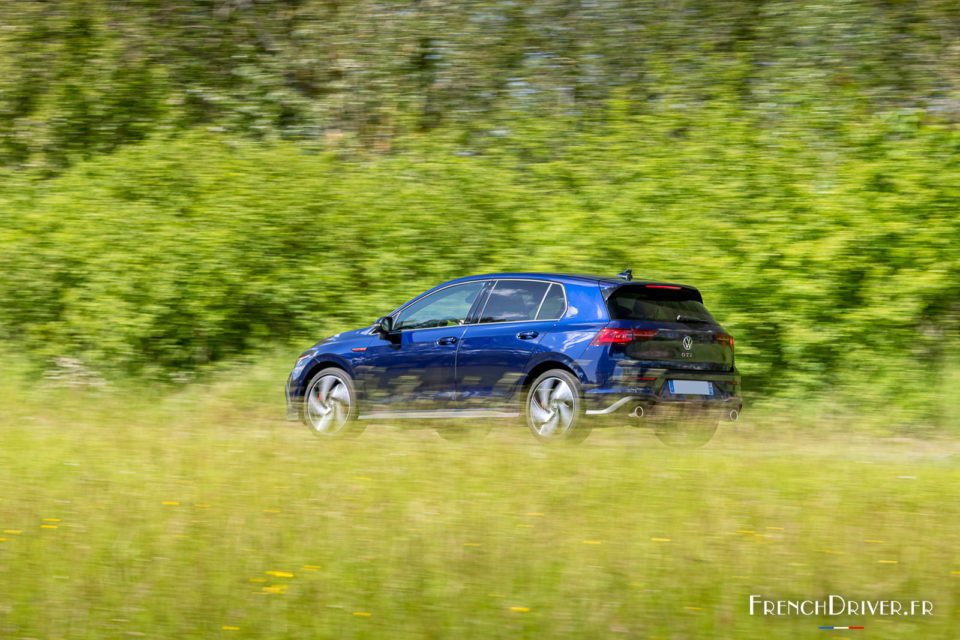 Photo essai dynamique Volkswagen Golf GTI 245 (2021)