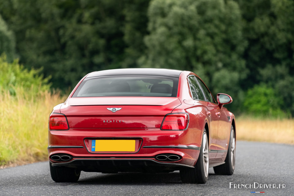 Photo essai routier Bentley Flying Spur V8 550 (2021)