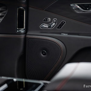 Photo système Hi-Fi Naim Bentley Flying Spur V8 550 (2021)