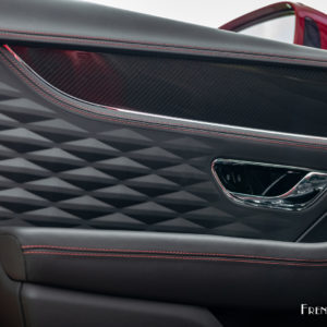 Photo panneau de porte cuir Bentley Flying Spur V8 550 (2021)