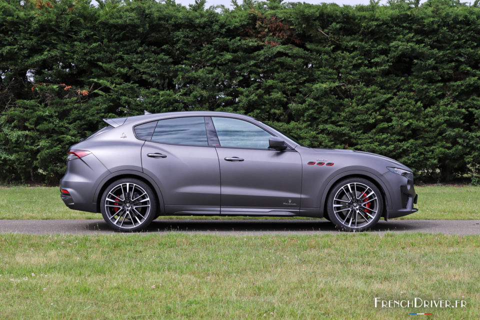 Photo profil Maserati Levante Trofeo (2021)