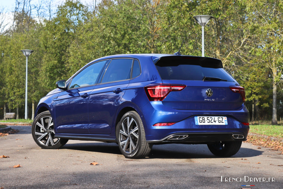 Photo 3/4 arrière Volkswagen Polo VI restylée (2021)