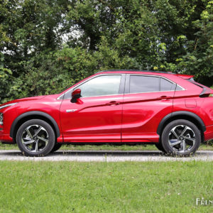 Photo profil Mitsubishi Eclipse Cross PHEV (2022)