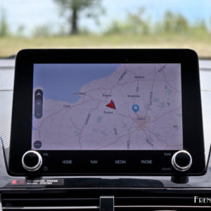 Photo navigation GPS écran tactile Mitsubishi Eclipse Cross PHE
