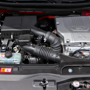 Photo moteur hybride essence électrique Mitsubishi Eclipse Cros