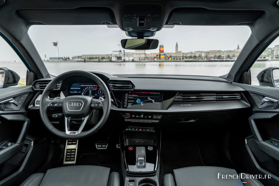 Photo tableau de bord Audi RS 3 Sportback (2022)