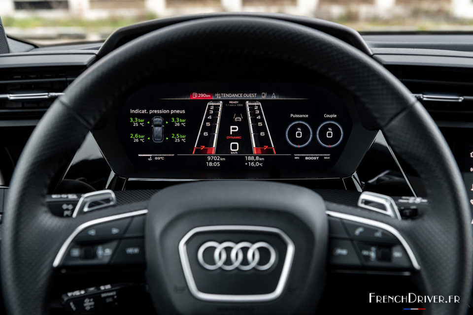 Photo combiné compteurs Audi RS 3 Sportback (2022)