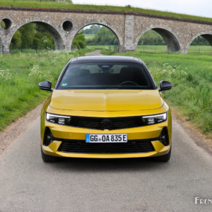 Photo avant Opel Astra L (2022)