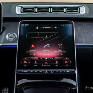 Photo écran tactile Mercedes Classe S 580e Limousine (2023)