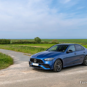 Photo statique Mercedes-AMG C 43 (2023)