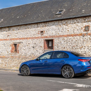 Photo 3/4 arrière Mercedes-AMG C 43 (2023)