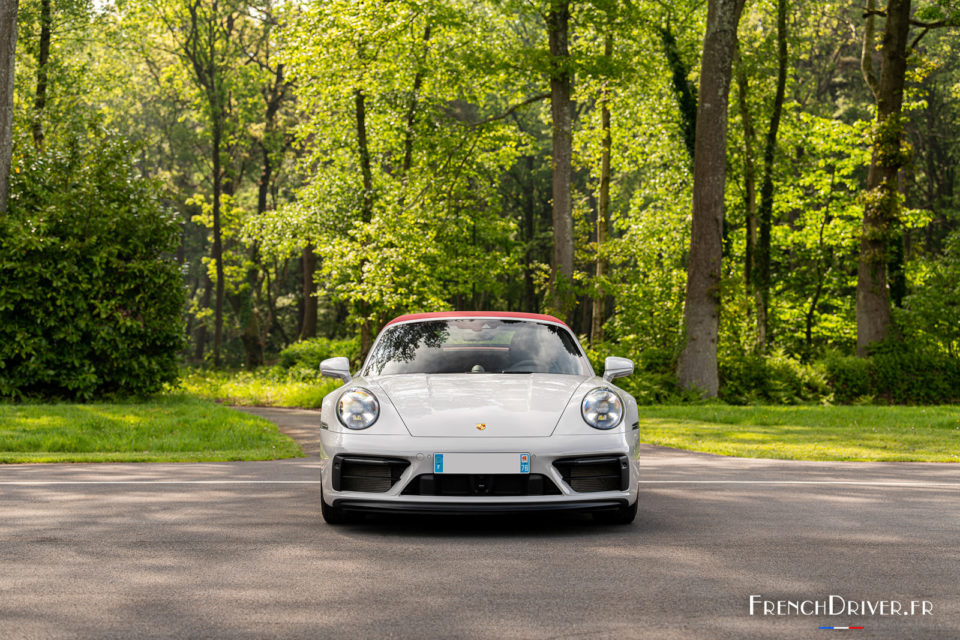 Photo essai Porsche 911 (992) Carrera GTS Cabriolet (2023)