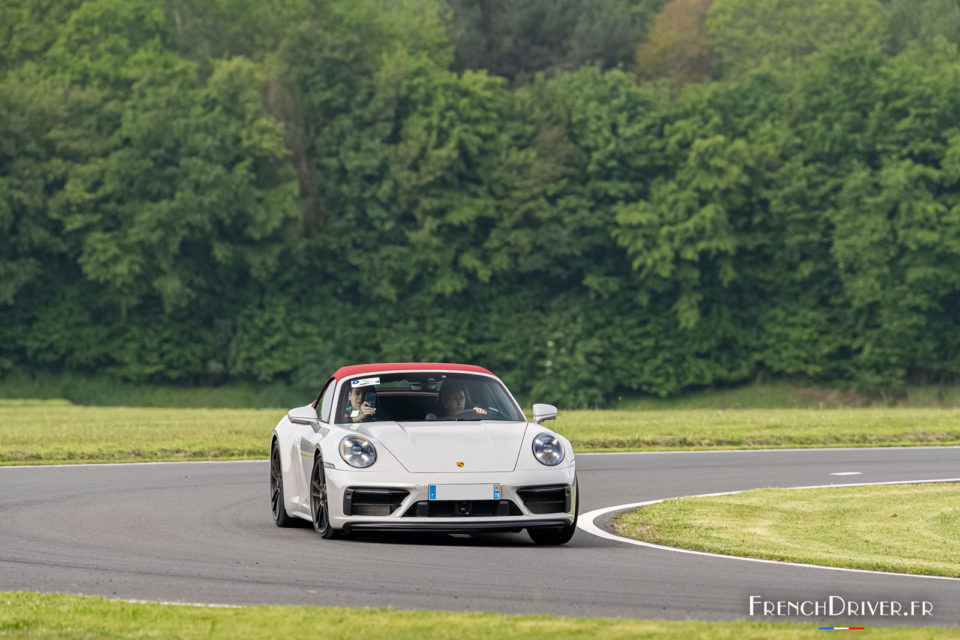 Photo essai Porsche 911 (992) Carrera GTS Cabriolet (2023)