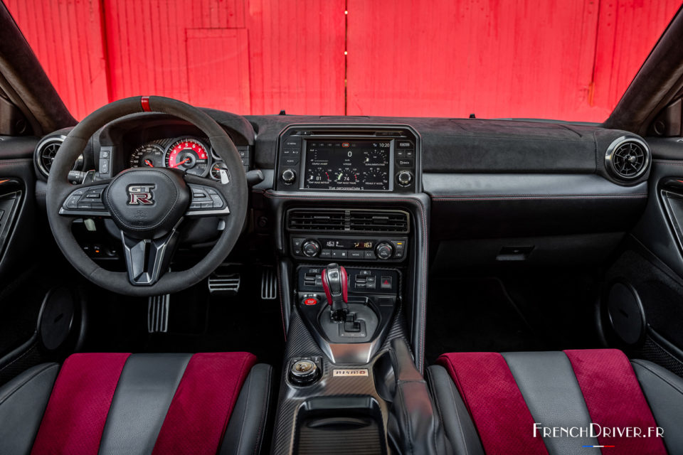 Photo intérieur Nissan GT-R Nismo R35 (2022)