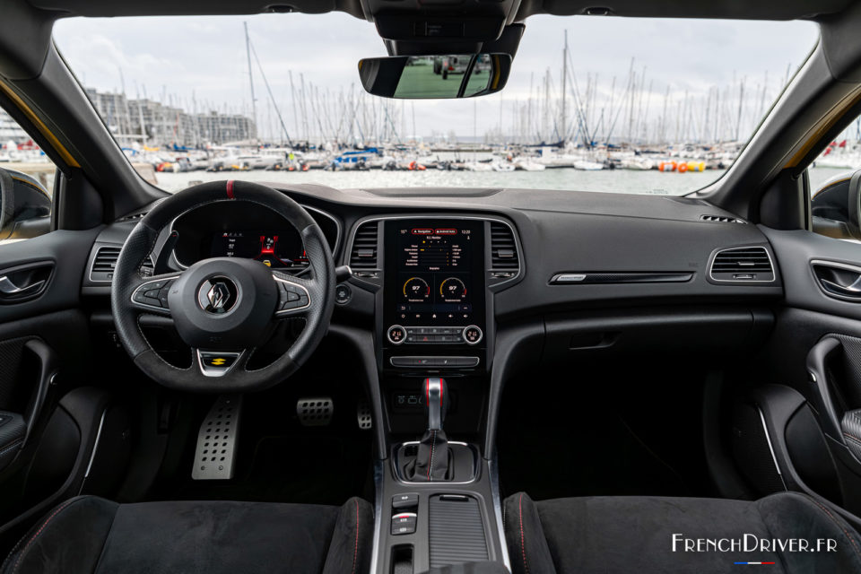 Photo tableau de bord Renault Mégane RS Ultime (2023)
