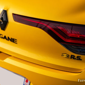 Photo sigle R.S. Renault Mégane RS Ultime (2023)