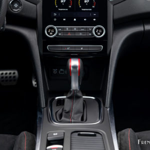 Photo console centrale Renault Mégane RS Ultime (2023)