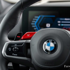 Photo palette au volant BMW M5 G60 (2025)