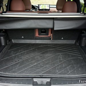 Photo coffre Mitsubishi Outlander IV PHEV (2025)