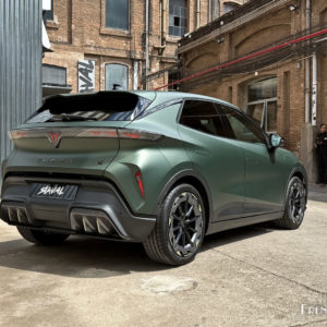 Photo 3/4 arrière Cupra Raval (2026)
