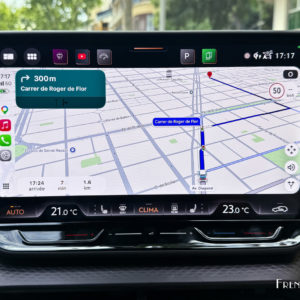 Photo écran tactile Apple CarPlay Cupra Raval (2026)